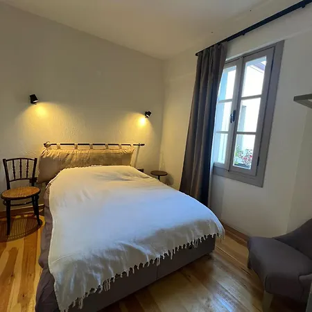 Timeless Elegance I 19th Century 1 Bedroom